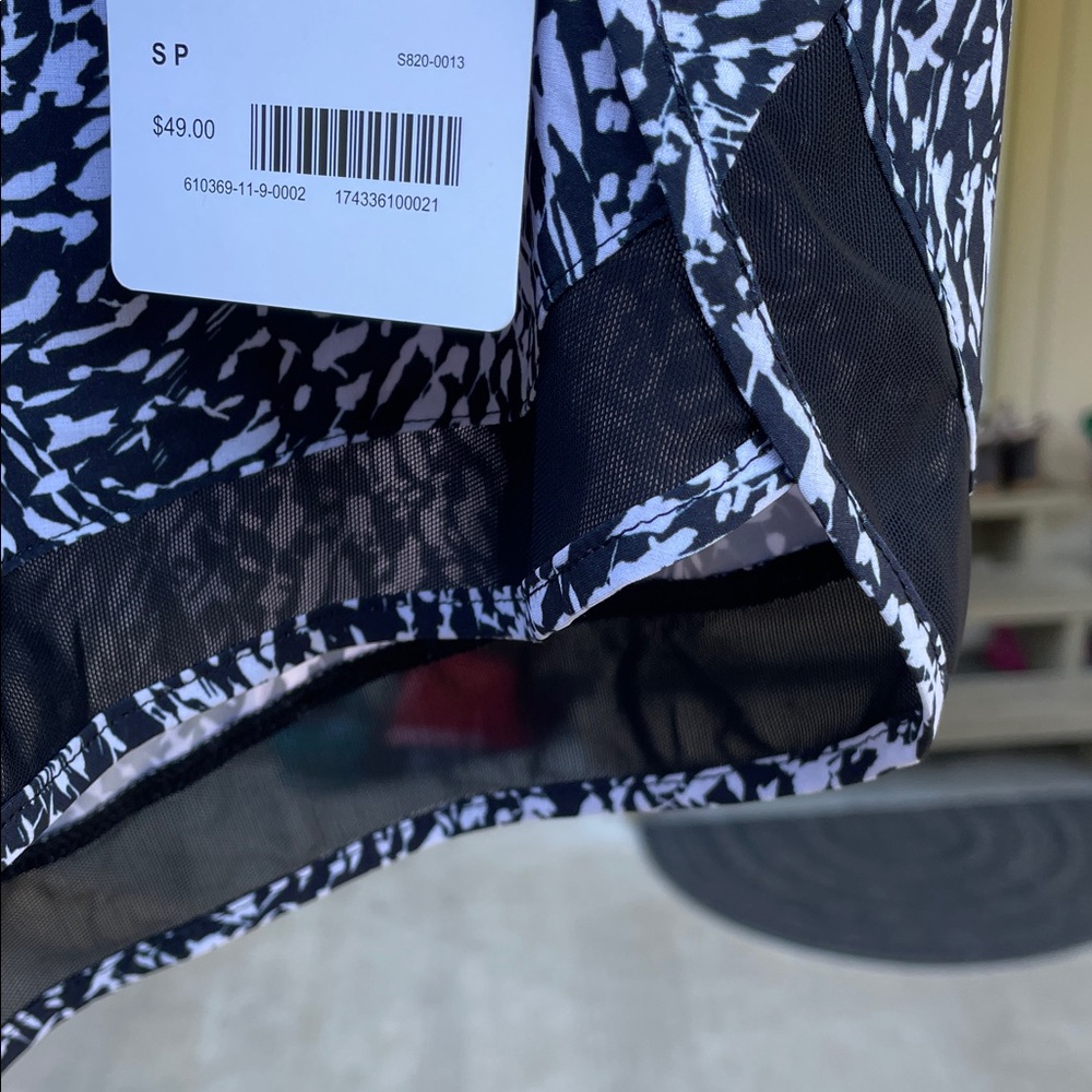 Athleta Racer Shorts - Picture 4 of 6